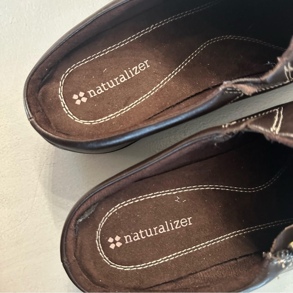 Naturalizer Women’s Adile Brown Slip On Leather Clog Shoes Sz 10M GUC - Picture 3 of 11